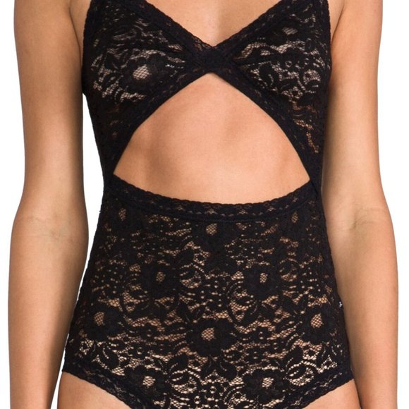 LONELY Gardenia Lace Cut-Out Bodysuit White, Small - Picture 13 of 13